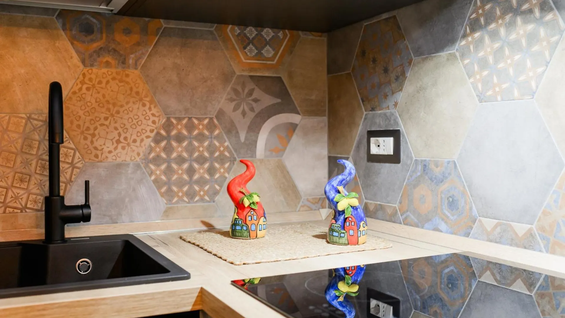 Nea Domus Santa Monica Apartment Naples 0*,