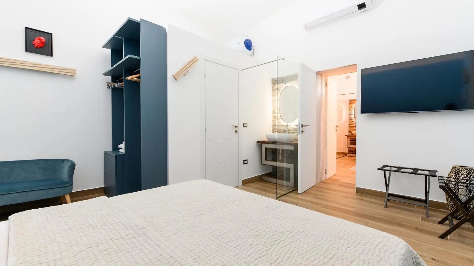 Nea Domus Santa Monica Apartment Naples